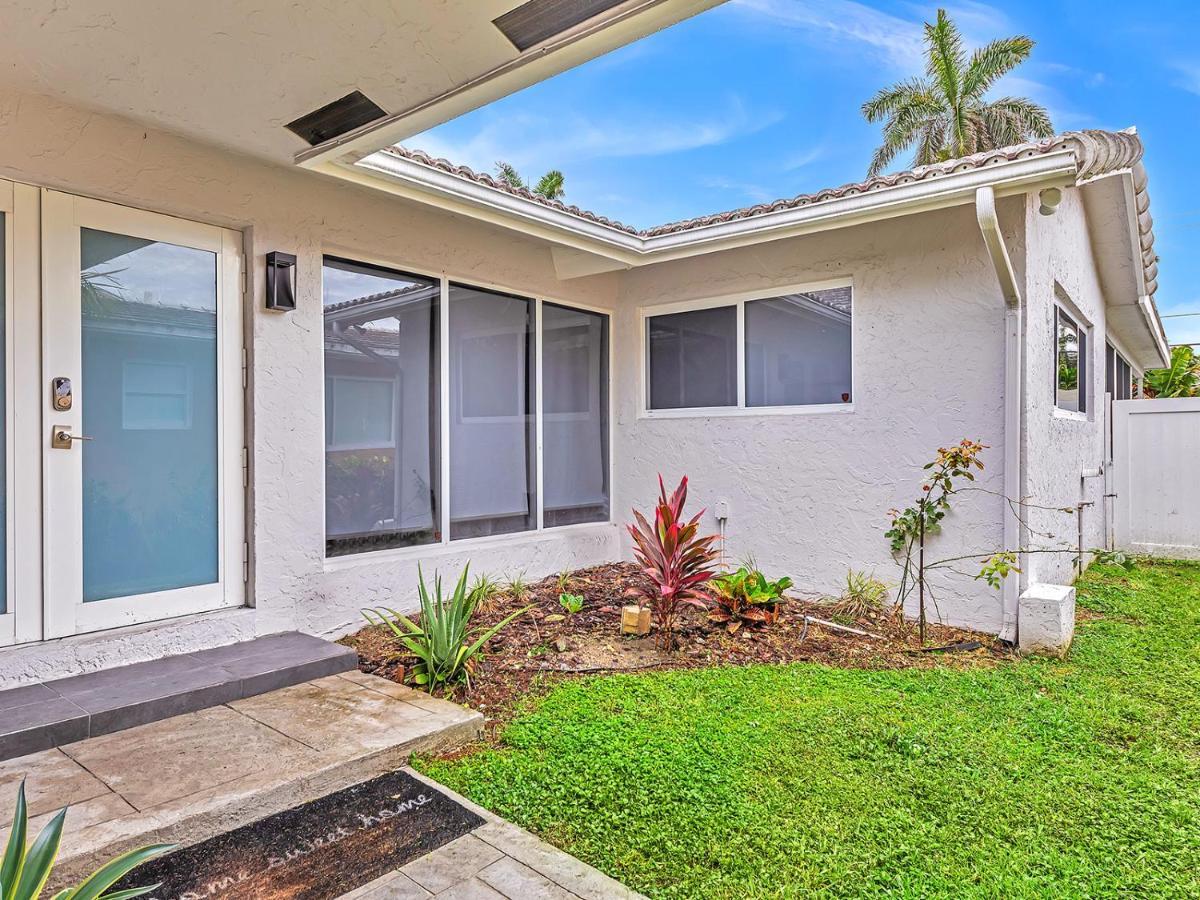 Supervilla - 3Br/2Ba - Pool - Walk To Beach ハリウッド エクステリア 写真