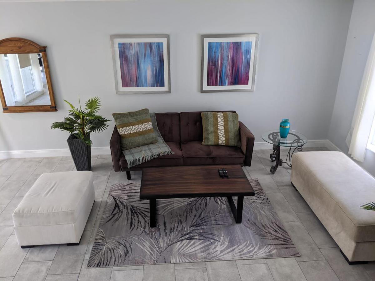 Supervilla - 3Br/2Ba - Pool - Walk To Beach ハリウッド エクステリア 写真