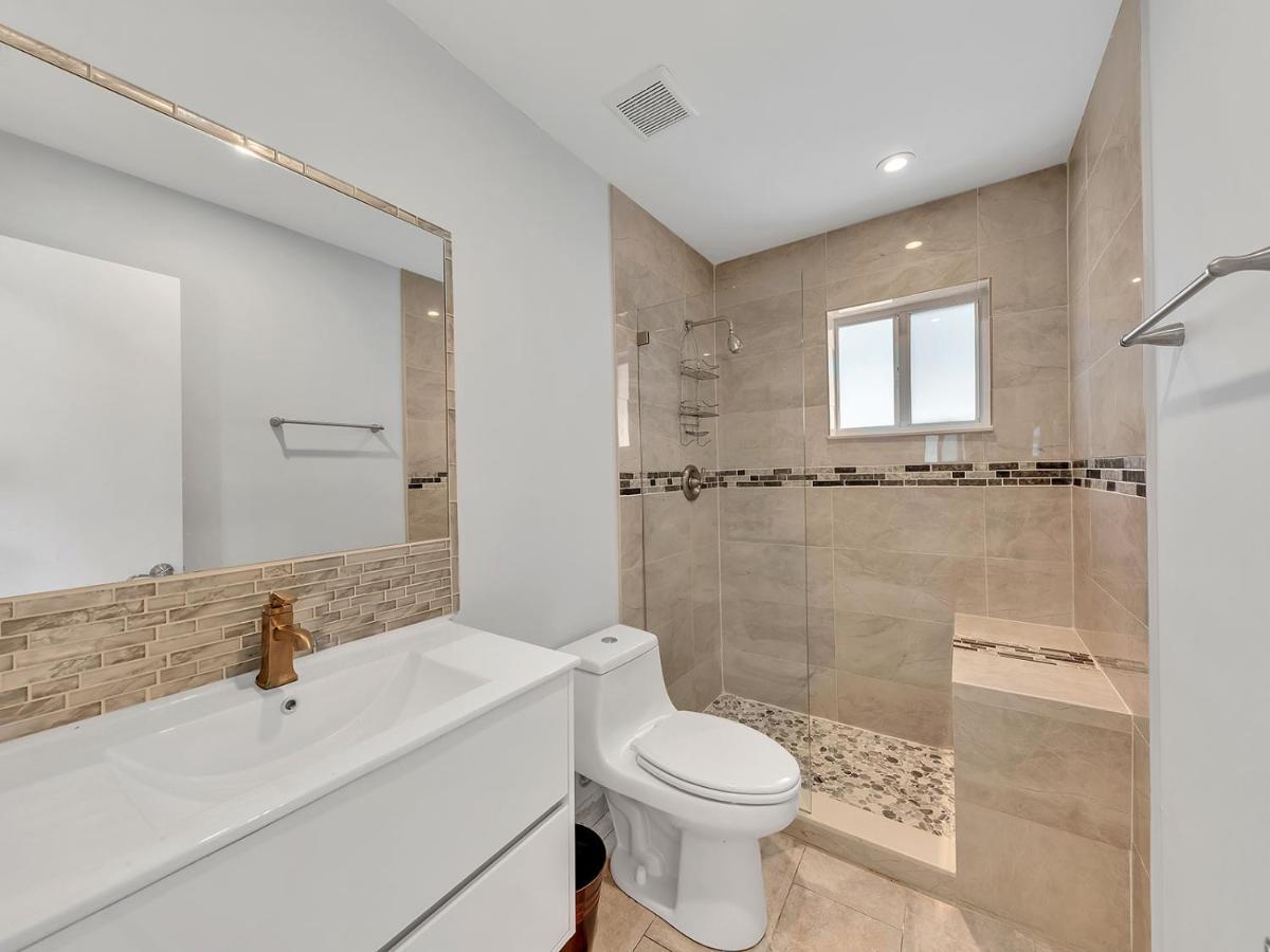 Supervilla - 3Br/2Ba - Pool - Walk To Beach ハリウッド エクステリア 写真