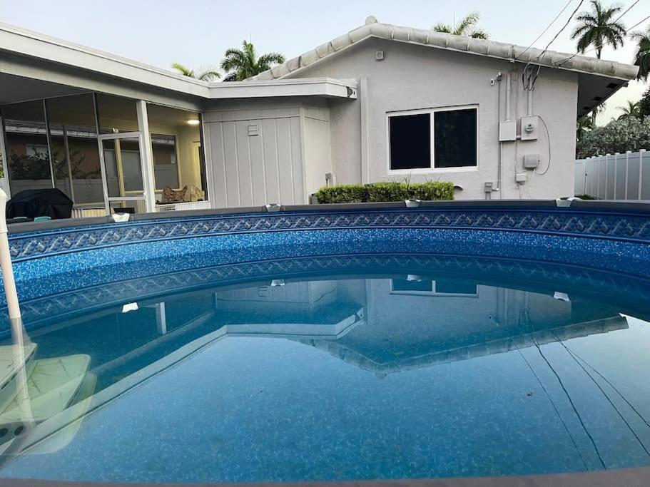 Supervilla - 3Br/2Ba - Pool - Walk To Beach ハリウッド エクステリア 写真